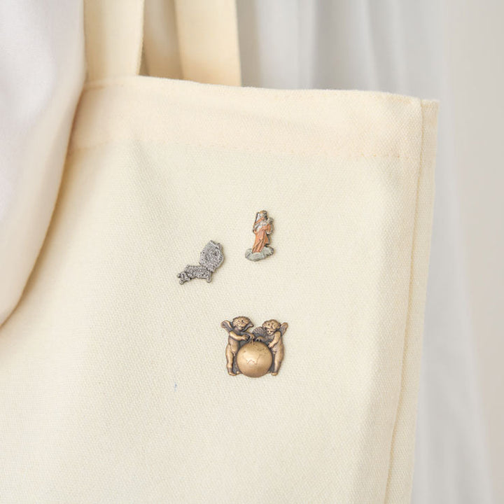 古地図ピンバッジ(2種)/日本図・聖母マリア/アジア図(1700年)