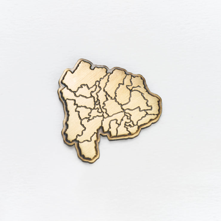 ト*ン様 新政グッズまとめ売り　ステッカー　ピンバッジ まとめ買い】ピンバッジホルダー0474/366689 | ワッツ