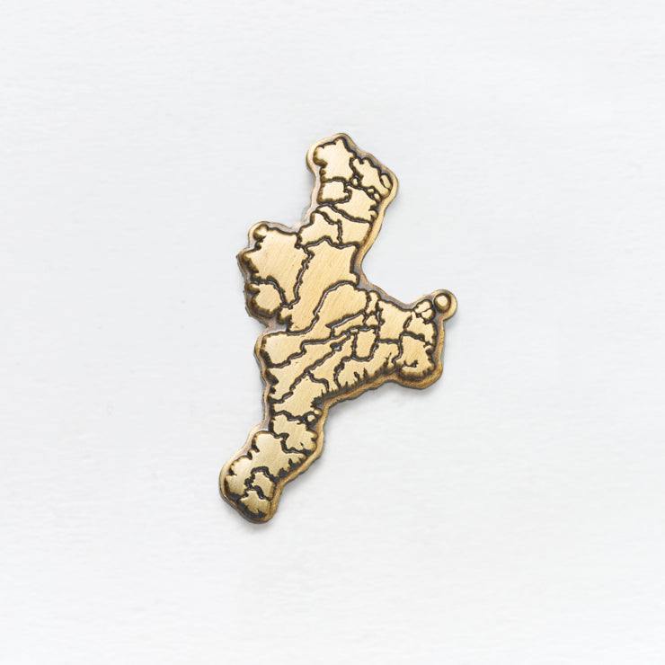 47都道府県ピンバッジ/24三重県 ゴールド/シルバー｜地図グッズ｜Map