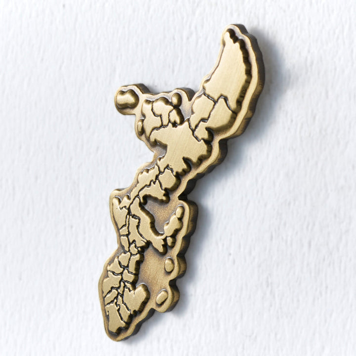 47都道府県ピンバッジ/47沖縄県 ゴールド/シルバー