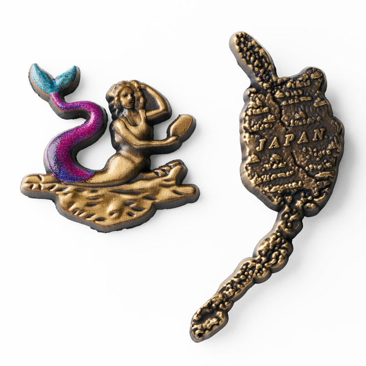 古地図ピンバッジ(2種)/日本図・人魚/東インド図(1570年)