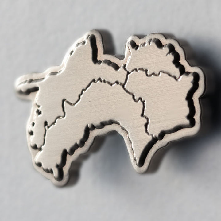 日本列島ピンバッジ/四国 アンティークシルバー