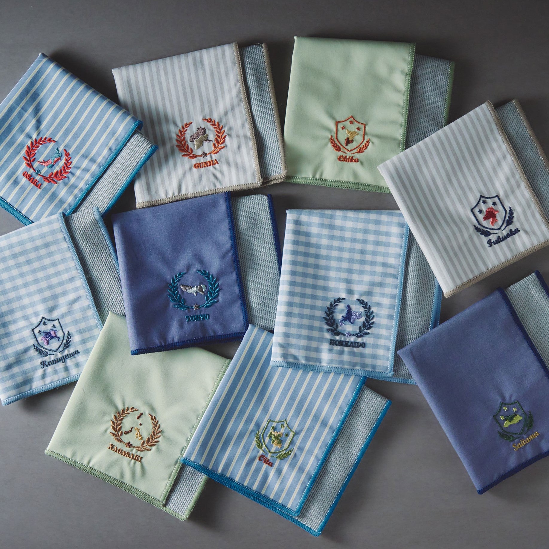 ハンカチ ハンカチ レディース ギフト 今治タオル 猫 イニシャル 刺繍