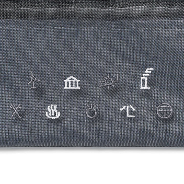 地図記号 メッシュフラットポーチ/ブラック